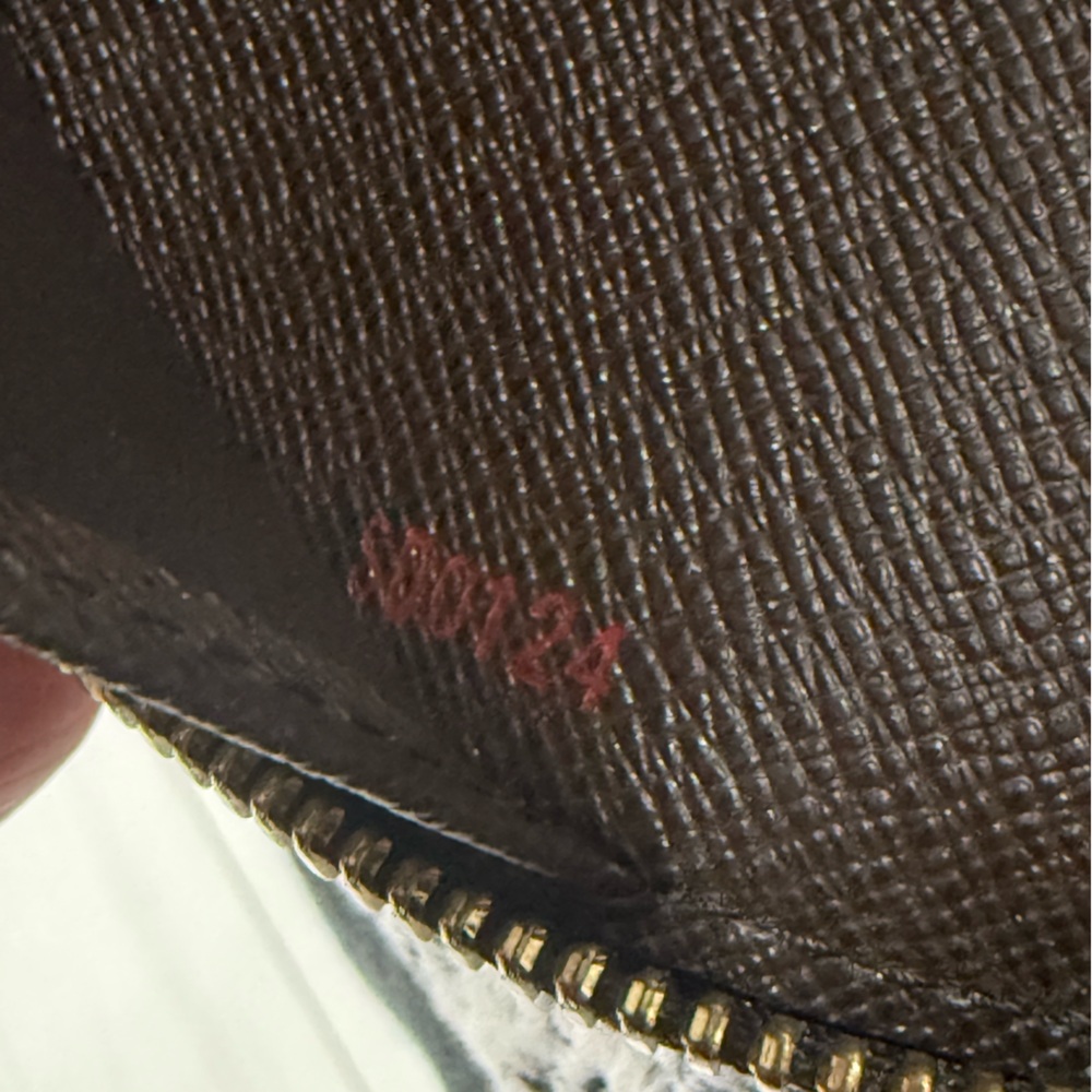 Louis Vuitton Damier Ebene Organizer Zippy Wallet - Picture 10 of 16